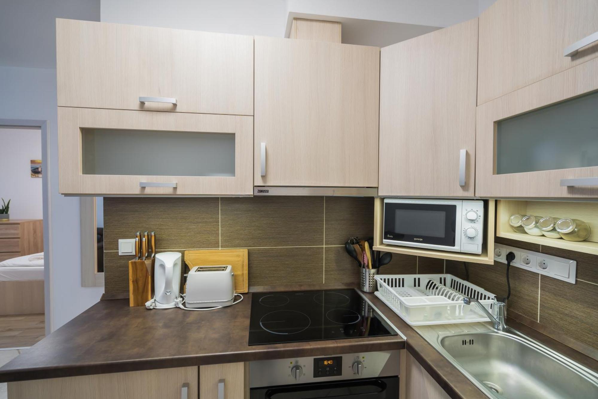 Lellemarine By Bltn Apartmanok Balatonlelle Exterior photo